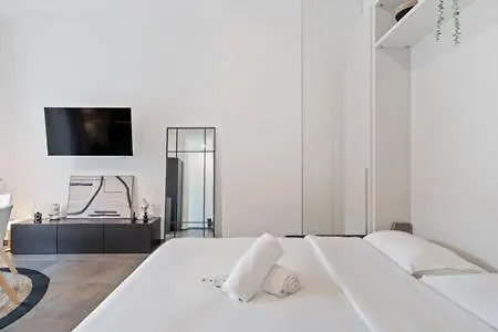 Stylish Designer Studio In Bonnevoie Id151 Apartman Luxemburg 0*,  Luxemburg